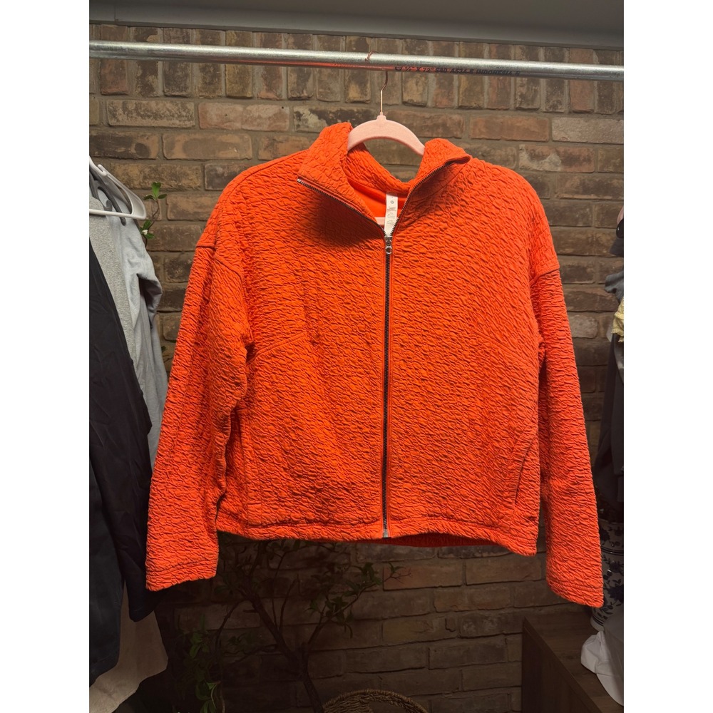 Lululemon Textured Mesh Full Zip Jacket Orange Popcorn Funnel Neck Size 4
